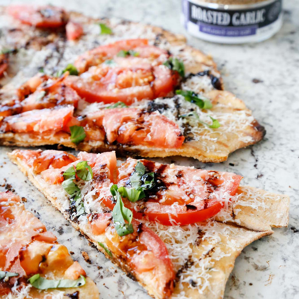 Roasted Garlic Tomato Basil Pizza